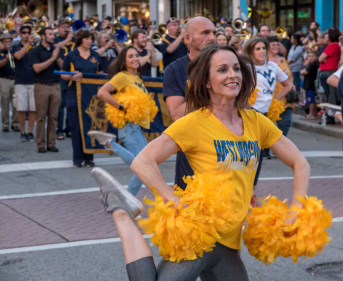Morgantown,,Wv,-,5,October,2018:,Homecoming,Parade,Down,Main