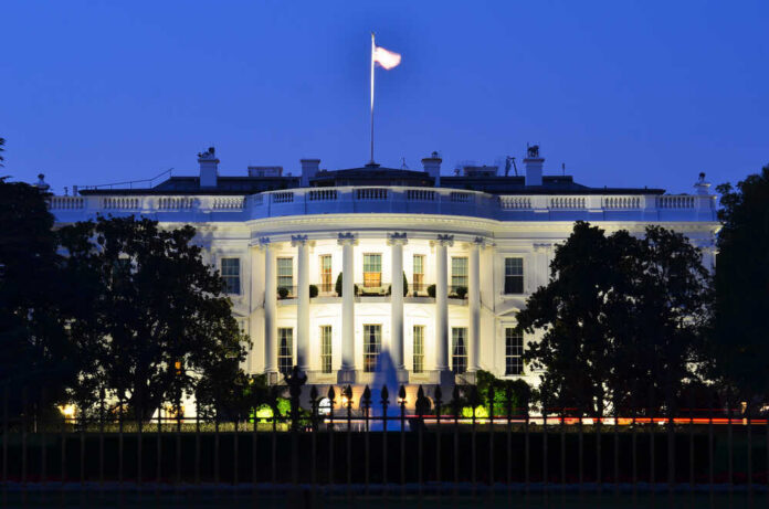 The,White,House,At,Night,-,Washington,Dc,,United,States