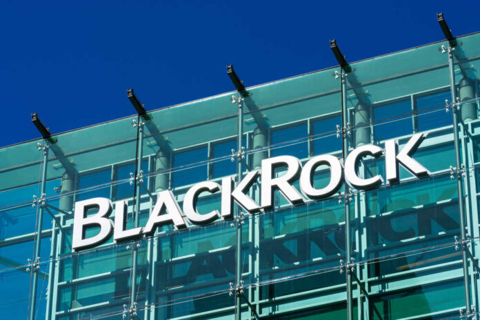 Blackrock,Sign,And,Logo,On,Glass,Facade,Of,Financial,Investment