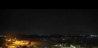Plane flying from Dallas to Tampa turns around after hitting a bird