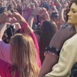 THOUSANDS Show Up in Support Of Killer Mom During Trial Lindsay Clancy Greeted By Crowd Of Supporters Wearing Pink