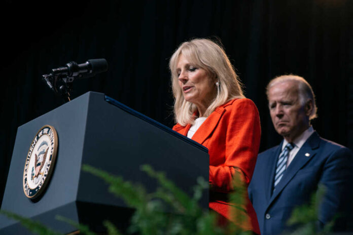 Houston,,Texas,/,Usa,-,09/16/16:,Jill,And,Joe,Biden