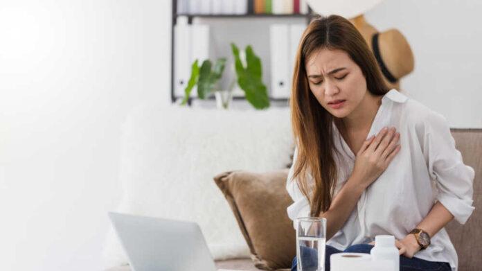 Asian,Beautiful,Woman,Sick,With,Feeling,Pain,In,The,Chest